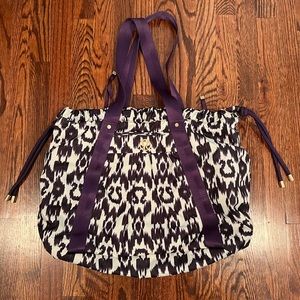 Lululemon Gym Duffle/Large Tote Bag: Purple/White with Gold Hardware - LIKE NEW